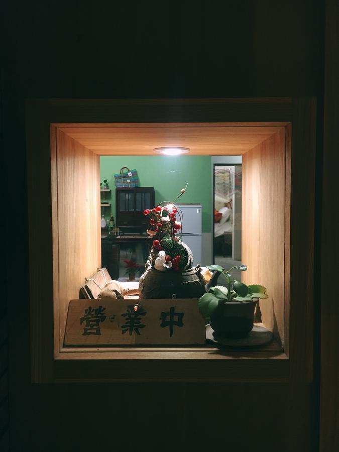 84 In Tainan Hotel Bagian luar foto